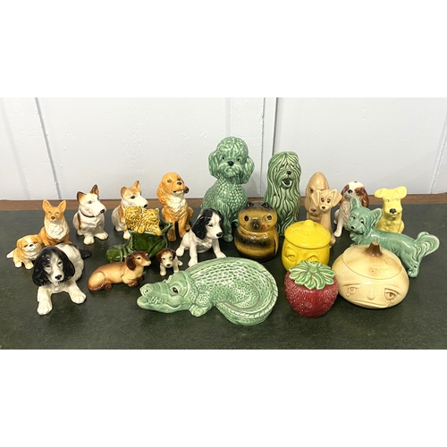 123 - A collection of Sylvac post 1982 models of dogs and other Sylvac post 1982 ornaments to include an a... 