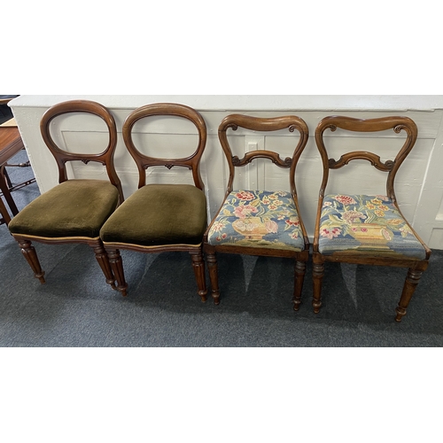 475 - Two pairs of Victorian balloon back dining / occasional chairs to include one pair with scroll carve... 