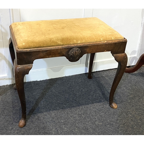 543 - A mahogany dressing stool in the Queen Anne style, late 19th / early 20th century, with an upholster... 