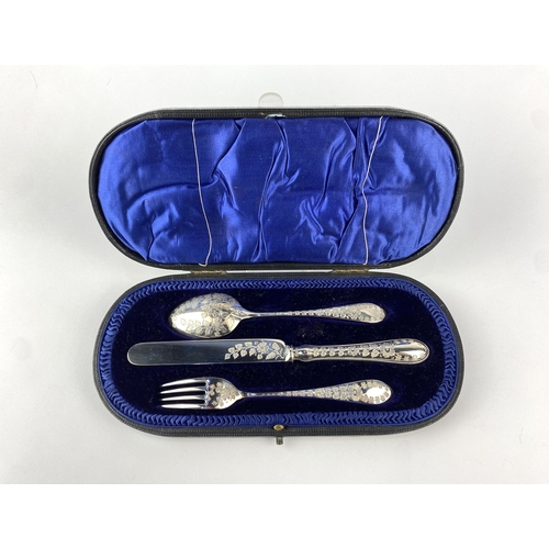 18 - An Edward VII cased silver cutlery set of knife, fork and spoon, maker Atkin Brothers, Sheffield 191... 