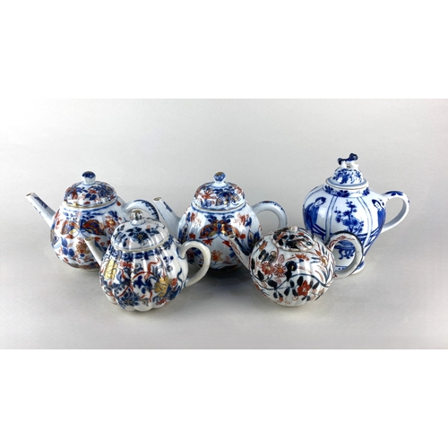 490 - Four Chinese Imari porcelain teapots and a blue and white porcelain pot with handle and associated c... 