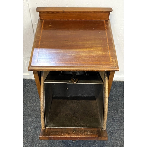 875 - An Edwardian satinwood banded mahogany Purdonium (a cabinet for containing coal), having a hinged fa... 