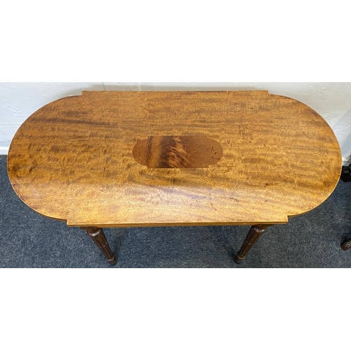 907 - A Georgian style inlaid mahogany coffee table, 20th century, the shaped top raised on four fluted ta... 