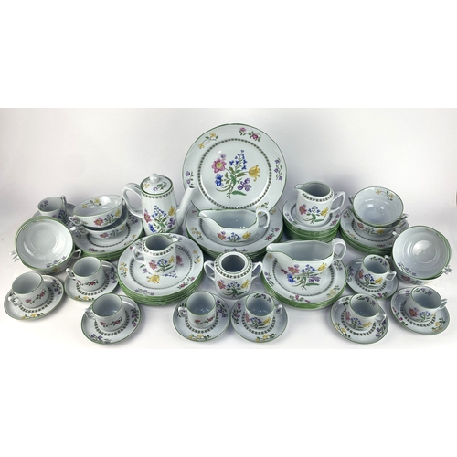 39 - A Spode 'Summer Palace' pattern part coffee and dinner service to include coffee pot, sugar bowl, cr... 