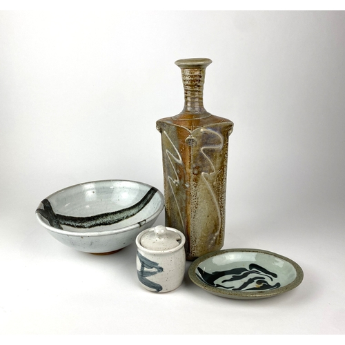 59 - A collection of contemporary British studio pottery comprising a Barry Huggett Leach pottery bottle ... 
