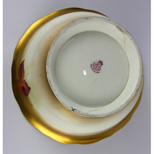 84 - A Royal Worcester porcelain bowl, c. 1930s, painted with autumnal berry andl leaf motif by K. Blake,... 