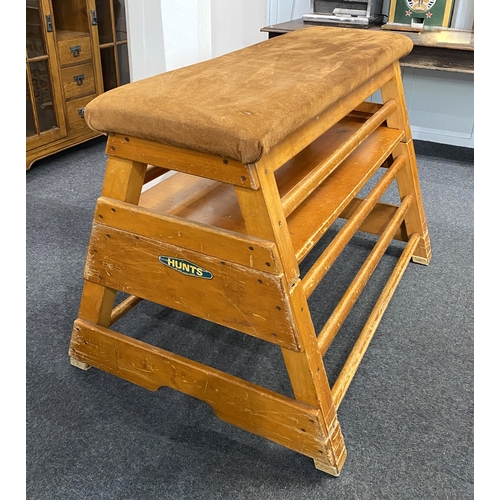 604 - A vintage 'Hunts of Liverpool' vaulting box, in two sections, with padded suade seat, these are ofte... 