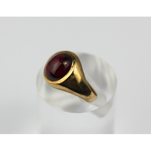 A 9ct gold and carbuncle garnet solitaire ring London 1971 size K and a ...