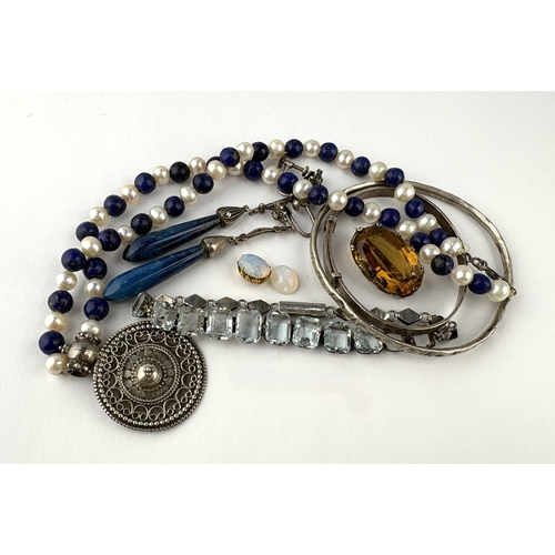 146 - A lapis lazuli and cultured pearl necklace a silver set Citrine oval brooch, and other items to incl... 