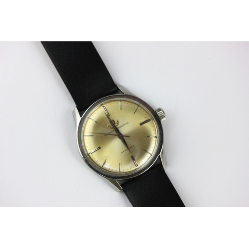 156 - A Watches of Switzerland Seafarer steel cased gentleman's wrist watch, the signed silvered dial with... 