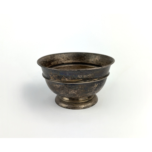 503 - A silver bowl by Viner's Ltd (Emile Viner), Sheffield 1946, 11cm diameter by 7cm high, approx 4.37oz... 