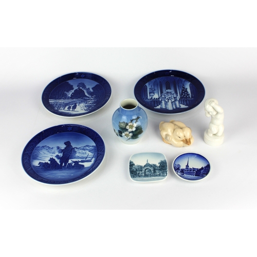 678 - A collection of Danish porcelain, mostly Royal Copenhagen and Bing & Grondahl, to include three ... 