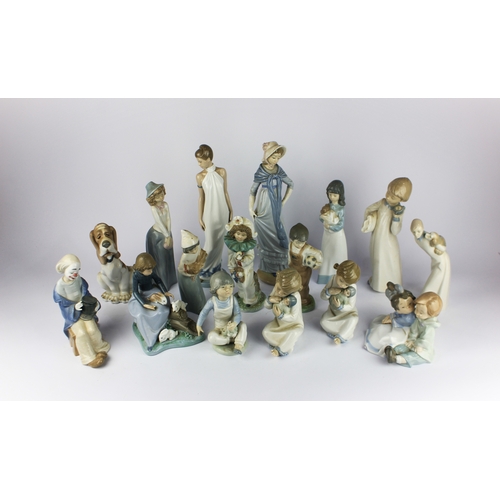 139 - A Nao by Lladro figure of Elegance, bearing numbered label 565, dated 1994, together with twelve fur... 