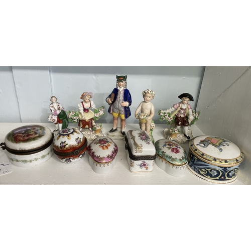 83 - A collection of six various trinket pots, to include one in Wedgwood 'Blue Elephant' pattern and thr... 