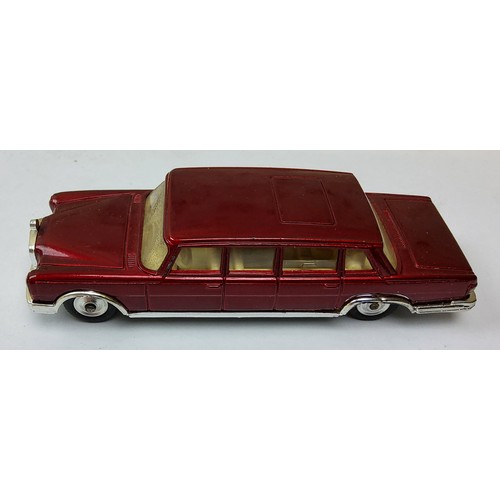 133 - Corgi 247 Mercedes 600 Pullman - maroon body, off white interior, chrome trim, spun hubs - near mint... 