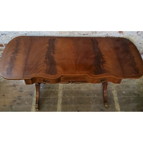 249 - A very good Regency style flamed mahogany and satin wood strung sofa table, the inverted breakfront ... 