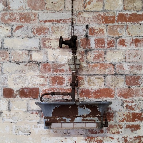 42 - Industrial Design - Salvage - a Radiant Heating Ltd Factory floor gas powered heat lamp, patt no.255... 