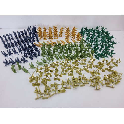 118 - Airfix well painted WWII Japanese Infantry & Ghurka figures; other plastic military figures incl... 