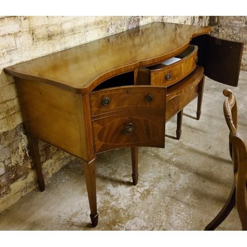 387 - A very good mid 20th century Regency style mahogany sideboard, extending pedestal table with one add... 