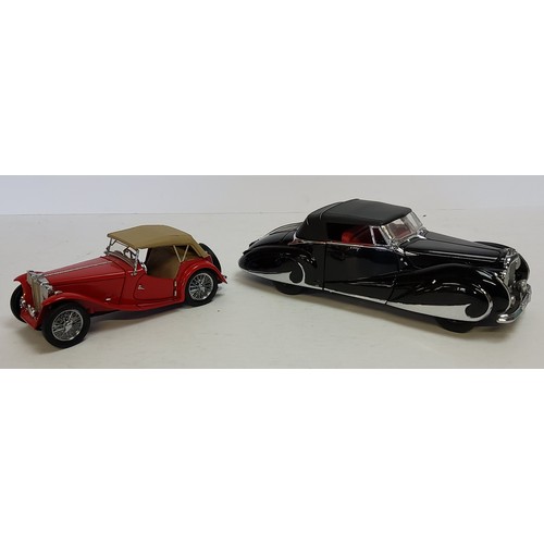 216 - Franklin Mint - Franklin Mint 1947 Bentley Mark VI Franay Coachwork, black, red interior, removable ... 