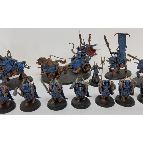 245 - War Hammer - CHAOS - including a well painted chariot model, one Lord, one magister, ten CHAOS warri... 