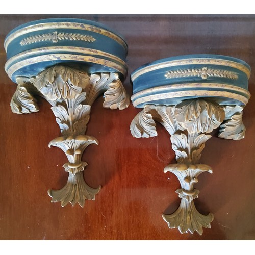 85 - A pair of decorative Roccoco style wall sconces