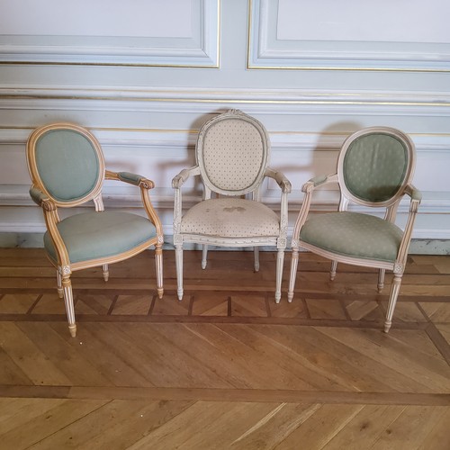 87 - A trio of French upholstered medallion backed chairs, largest chair 62cm wide x 50cm deep  x 10... 