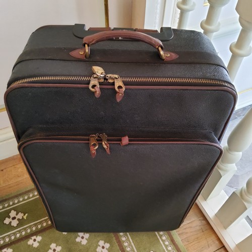 94 - Pair of Mulberry leather suitcases model 031694C, 50cm wide x 26 cm deep x 75 cm long, AF