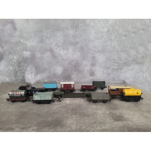 240 - Hornby rolling stock including R32. Triang Hiawatha tender 2335; R211-Shell-U-01 Shell Lubricat... 