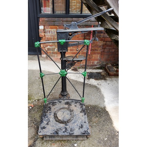 295 - Day and Millward , Birmingham black and green cast iron platform produce / industrial weighing scale... 