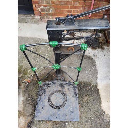 295 - Day and Millward , Birmingham black and green cast iron platform produce / industrial weighing scale... 