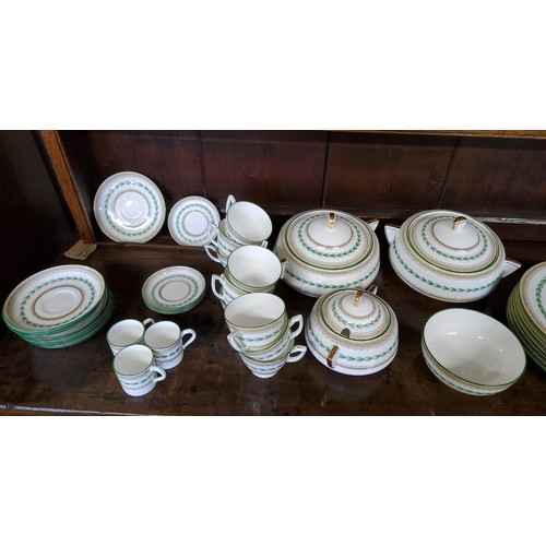 166 - Comprehensive Miltons Ashbourne pattern part dinner service, comprising 18 side plates (17.8 cm / 7