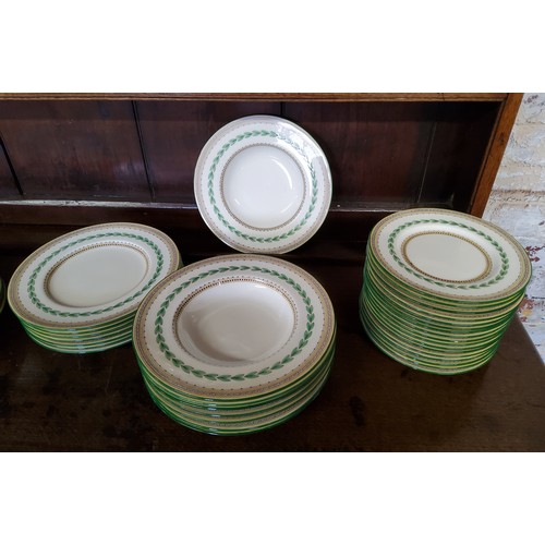 166 - Comprehensive Miltons Ashbourne pattern part dinner service, comprising 18 side plates (17.8 cm / 7