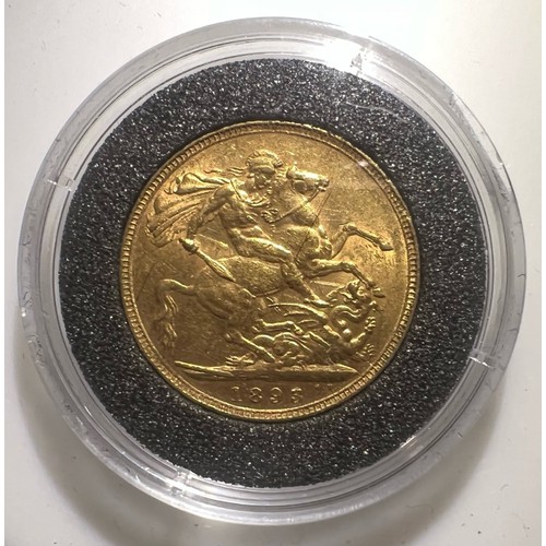 201 - 1893 Queen Victoria veiled head gold sovereign