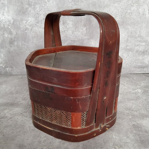 190 - An early 20th century Japanese hexagonal offetory or preservation basket with Hiragana scripture acc... 