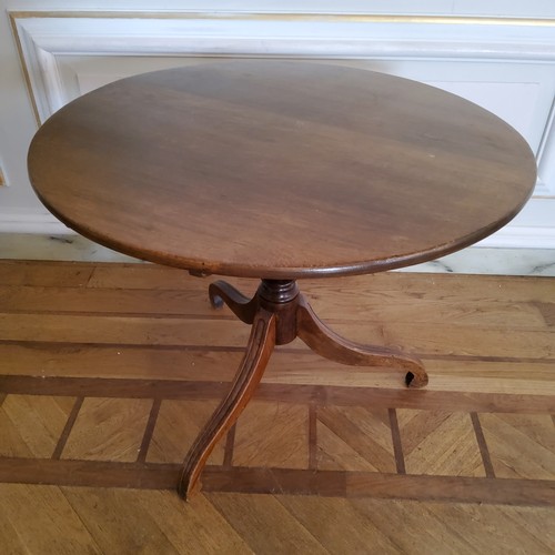 230 - George III tilt top occasional table, a marriage of period oak top with mahogany legs, with later re... 