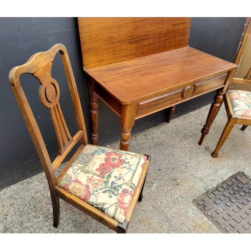 248 - A Regency style swivel action tea table with a pair of Arts & Crafts chairs,Table H77 x W46 (92 ... 