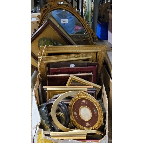 152 - Ex-dealers Stock Victorian and later picture frames, card mounts and velvet borders, various sizes a... 