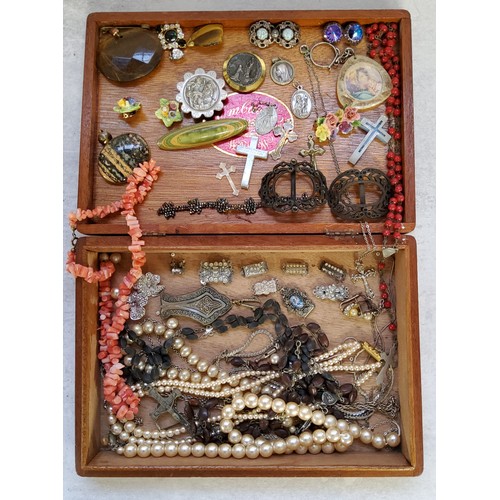 236 - Costume jewellery including a pair of Victorian shoe buckles; tiger's eye pendants; religious & ... 