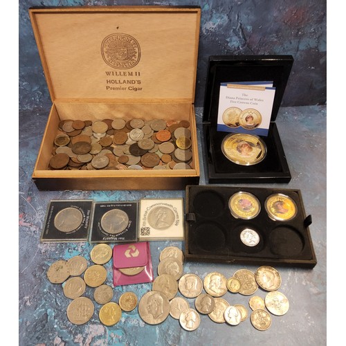 247 - Numismatics - coinage including British, New Zealand, American etc.; collector crowns etc.