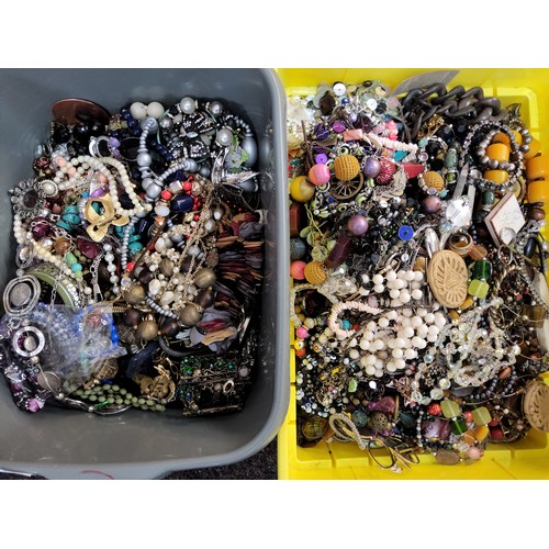 334 - Costume jewellery including beads, necklaces, bracelets and brooches etc.