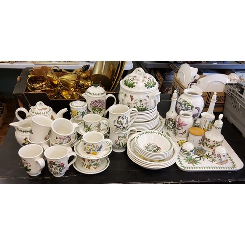 454 - A Portmeirion Botanical Garden dinner, tea and coffee service, for six, comprising dinner plates, de... 