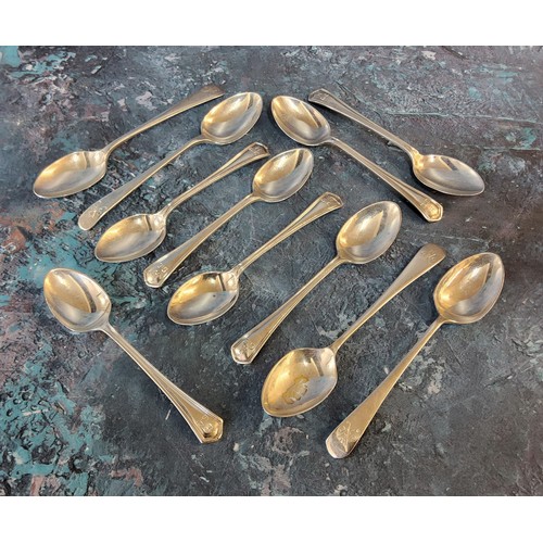 242 - Local golfing interest - a set of seven silver teaspoons engraved with H.G.C for Hallmashire Golf Cl... 