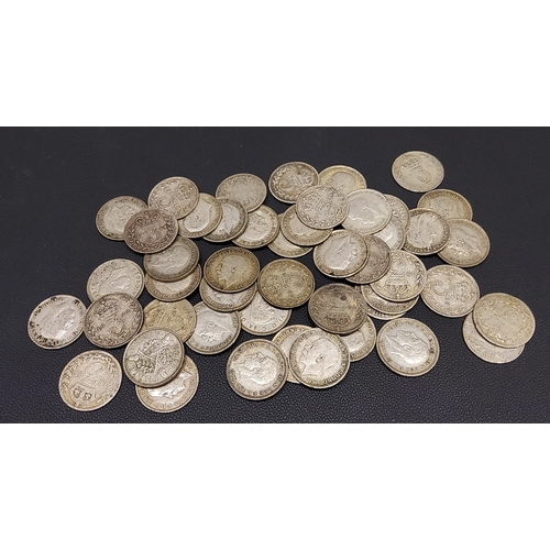 226 - Numismatics  - Great Britain threepenny bits, Queen Victoria and later (65g gross)