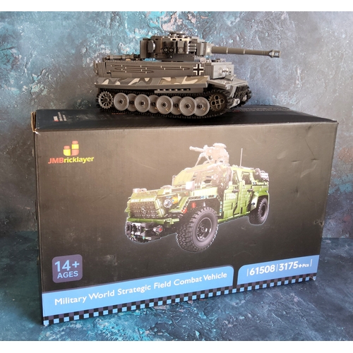 741 - A JMBricklayer Lego style Military Strategic Field Combat Vehicle 61508, 3175+pcs, part built, instr... 