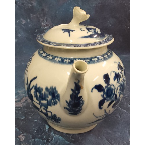 327 - A Worcester globular Bird in a Ring pattern globular teapot and cover, decorated in underglazed blue... 