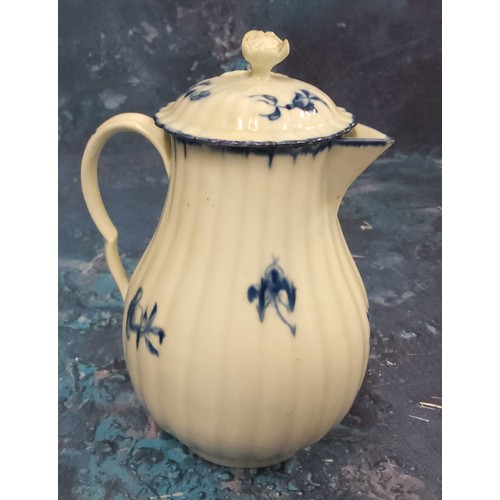 295 - A Worcester Gilliflower pattern sparrowbeak lobed jug and cover,  painted with flower sprigs, 14cm h... 