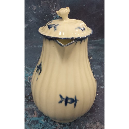 295 - A Worcester Gilliflower pattern sparrowbeak lobed jug and cover,  painted with flower sprigs, 14cm h... 