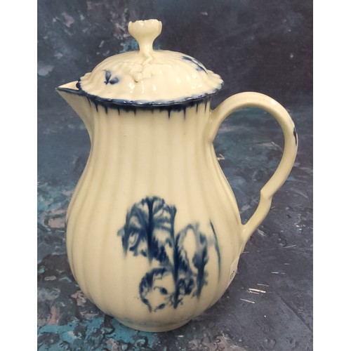 295 - A Worcester Gilliflower pattern sparrowbeak lobed jug and cover,  painted with flower sprigs, 14cm h... 