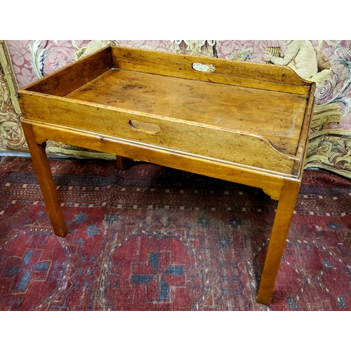 422 - An early 19th century walnut Butler's tray on stand, 46cm high x 75cm wide x 49cm deep